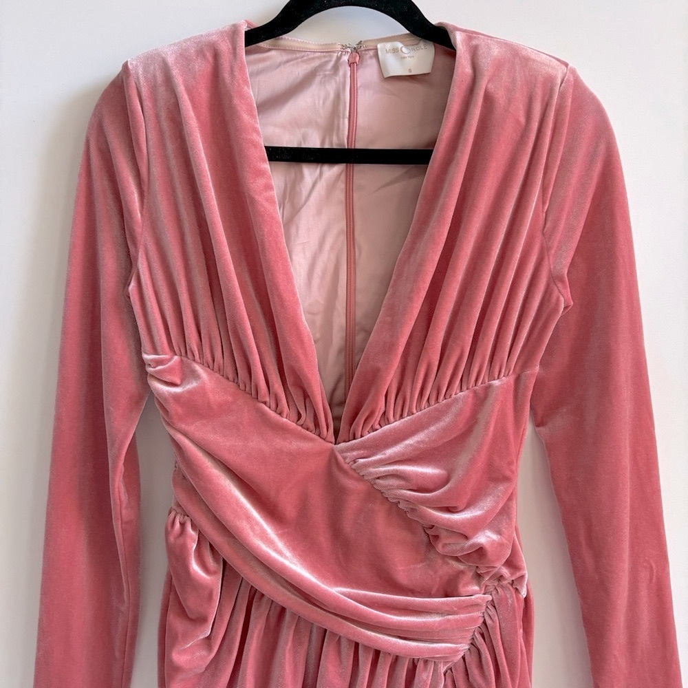 Miss Circle Velvet Velour Ruched Overlap Longsleeeve Mini Dress Salmon Pink - Picture 4 of 17